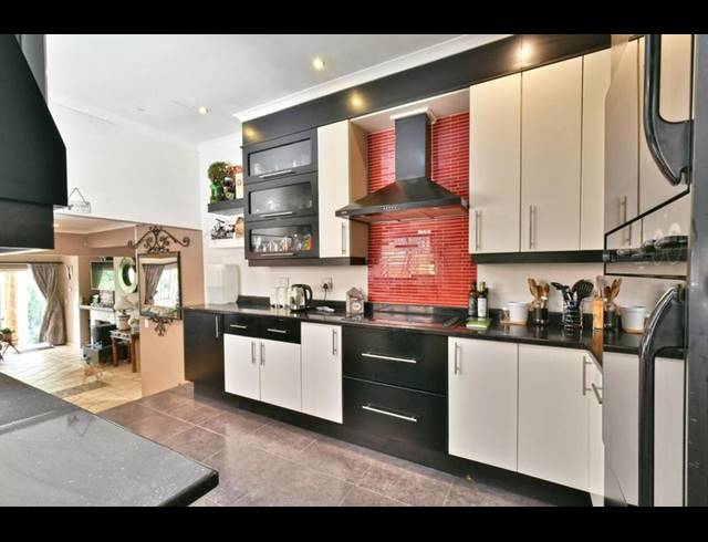 3 BEDROOM HOUSE FOR SALE IN GLENVISTA